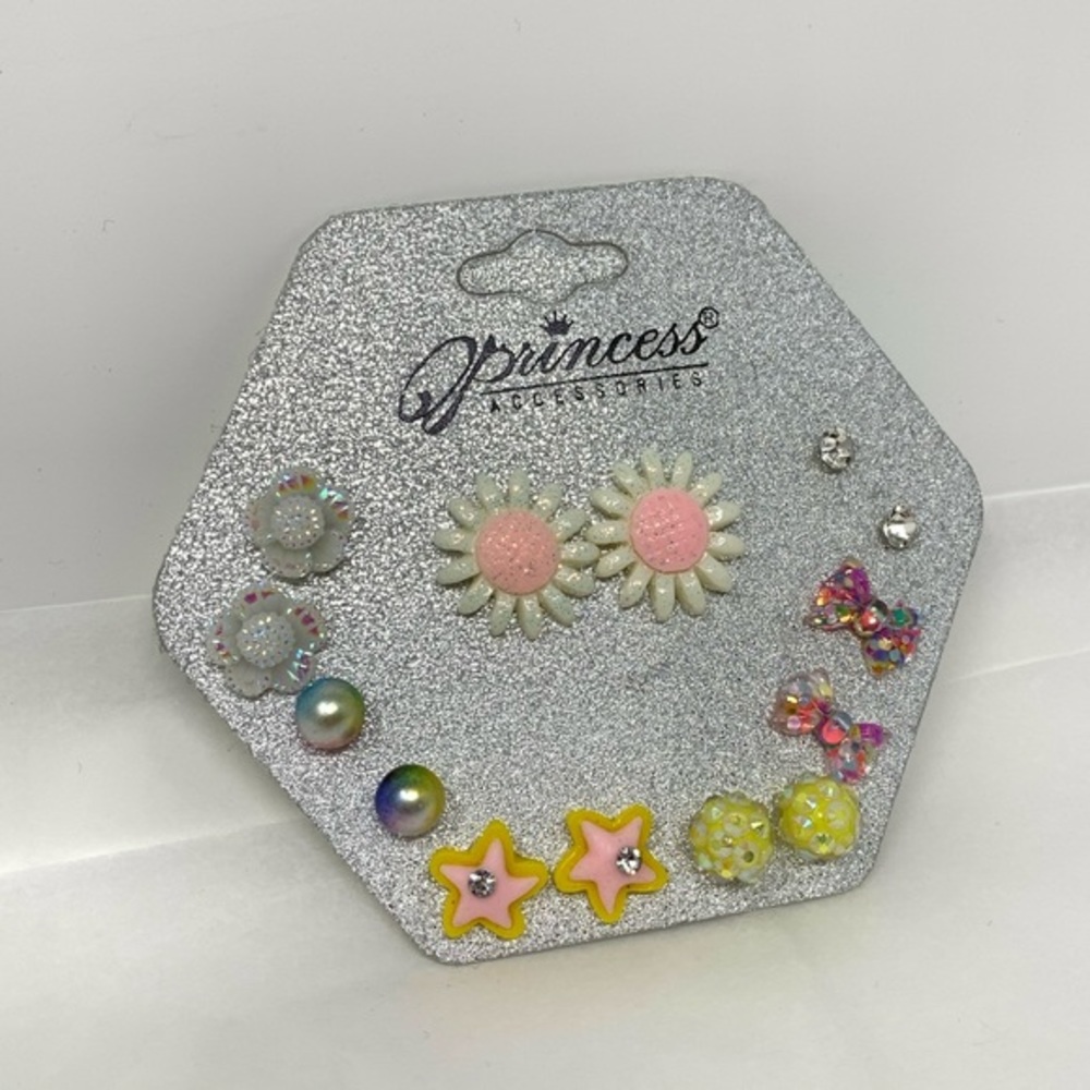 7 Pairs of Cute Girls Flower Glittery Earrings